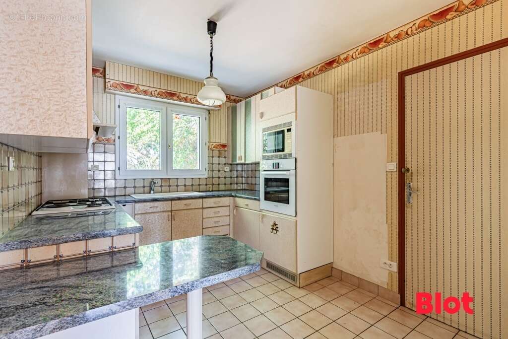 Maison 95 m² à Saint-Herblain  - photo 4