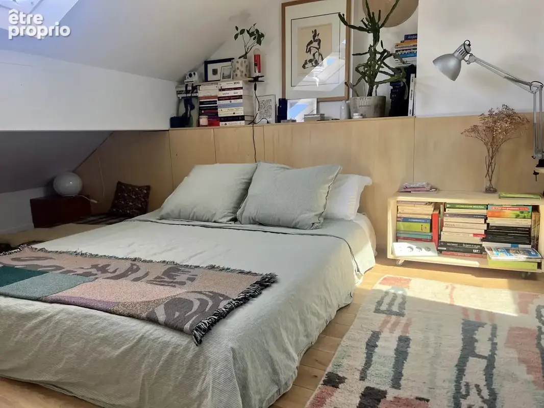 Parisparis 20e – metro pyrénées  charme sous les toits – duplex dernier étage - photo 8