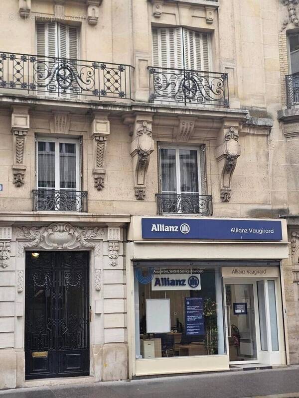 Commerce à PARIS-15E