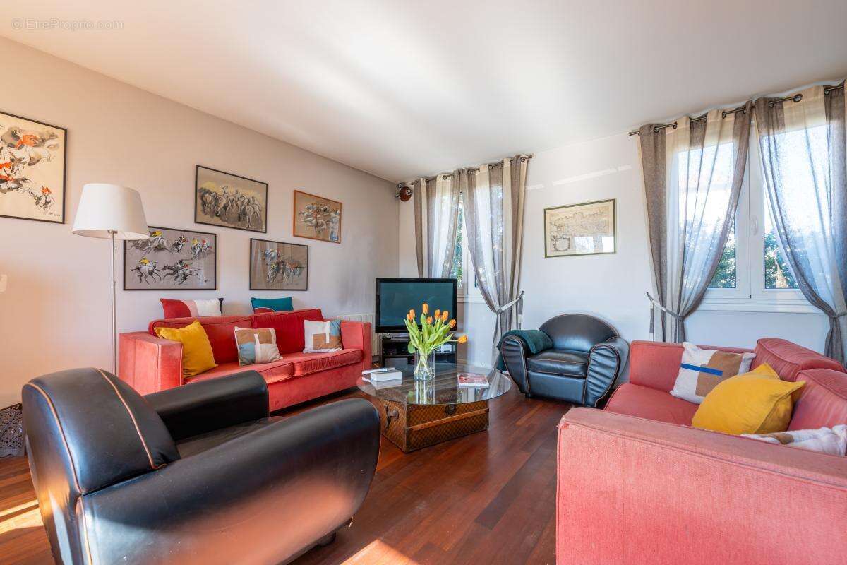 Maison à NANTERRE