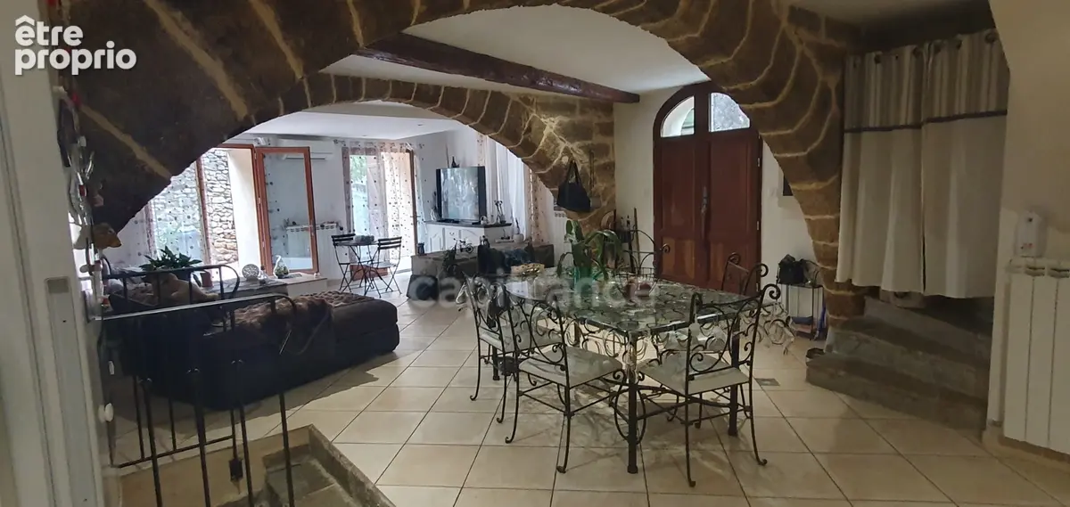 Maison à SAINT-FELIX-DE-LODEZ