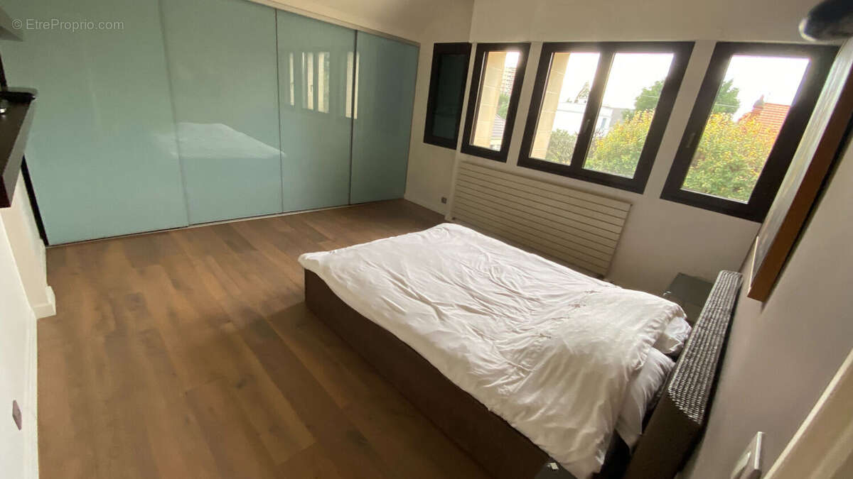 Maison à ENGHIEN-LES-BAINS