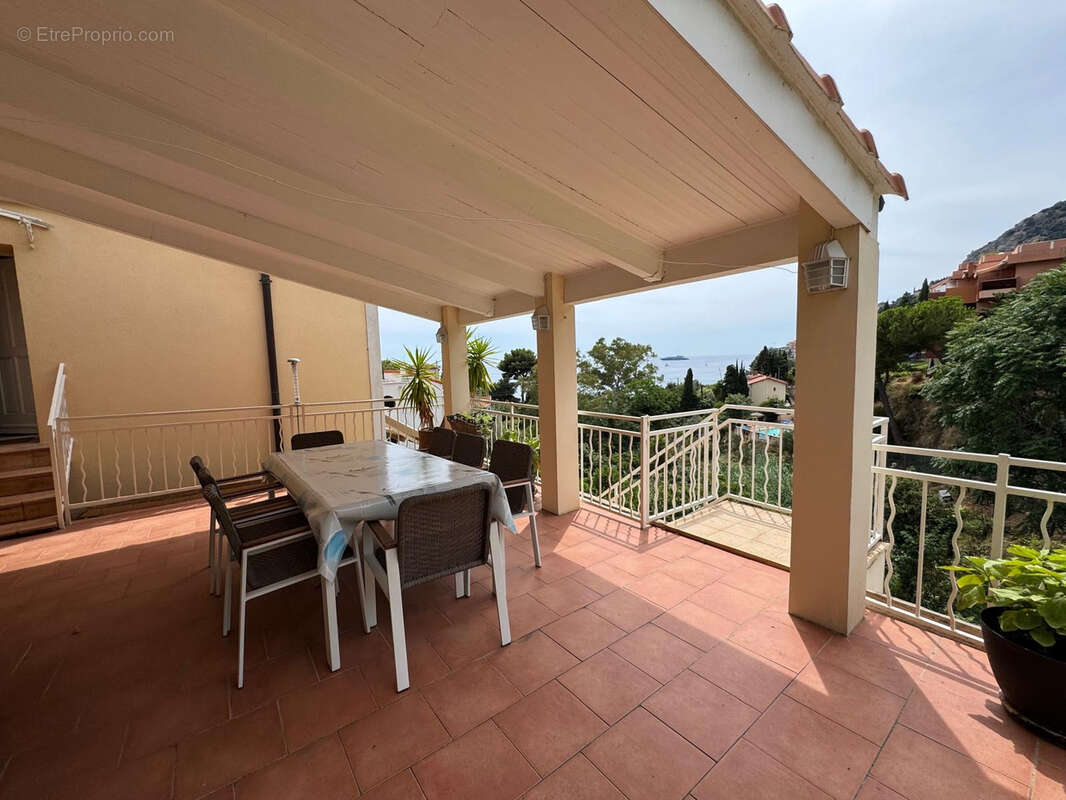 Appartement à ROQUEBRUNE-CAP-MARTIN