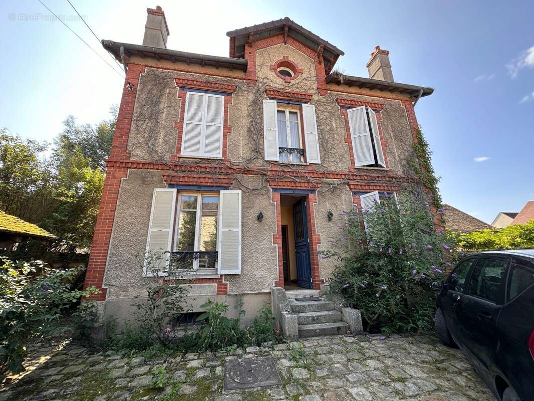 Maison à PERTHES