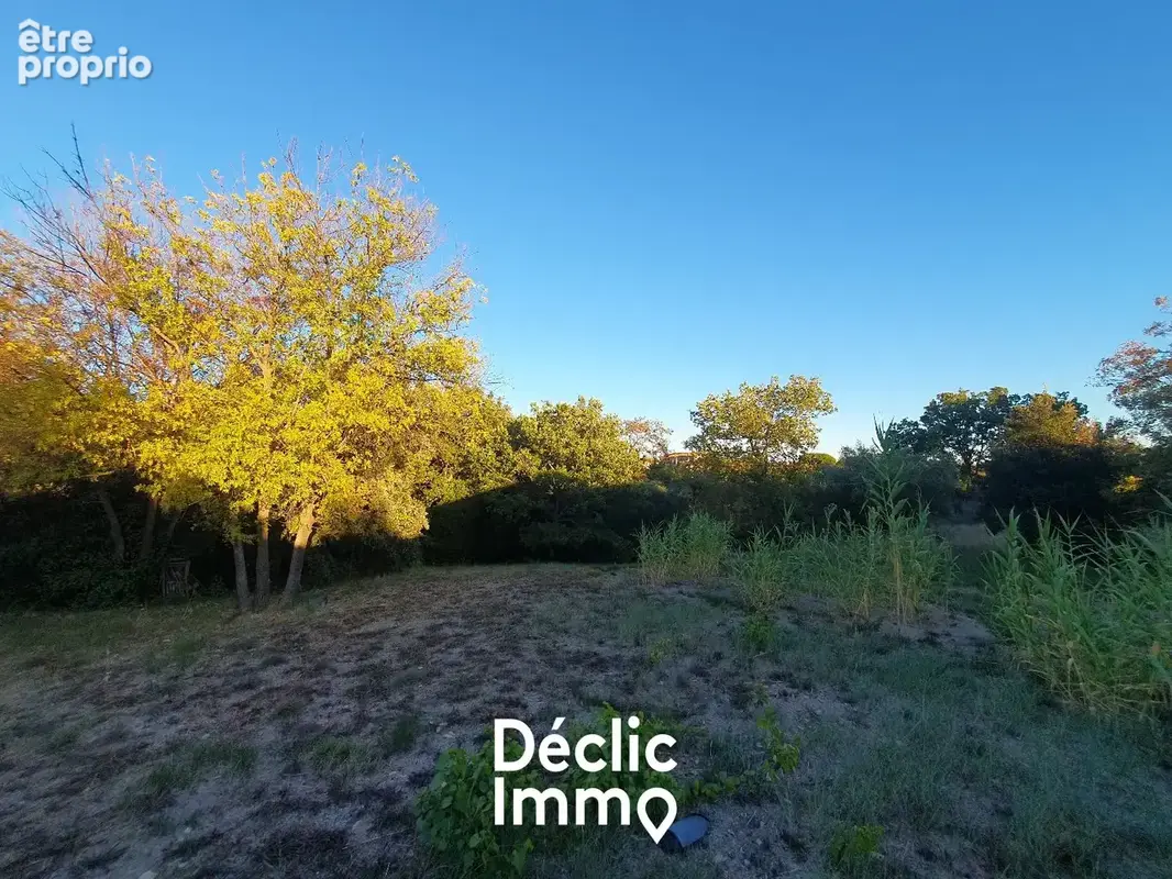 NEFFIÈS  Terrain constructible de 2 170 m² dans un environnement naturel privilégié - photo 5