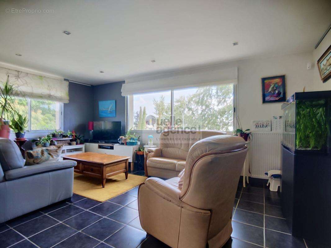 Maison familiale au Relecq-Kerhuon sur sous-sol complet - photo 4