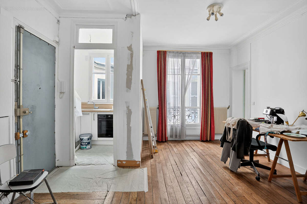 Appartement à PARIS-11E