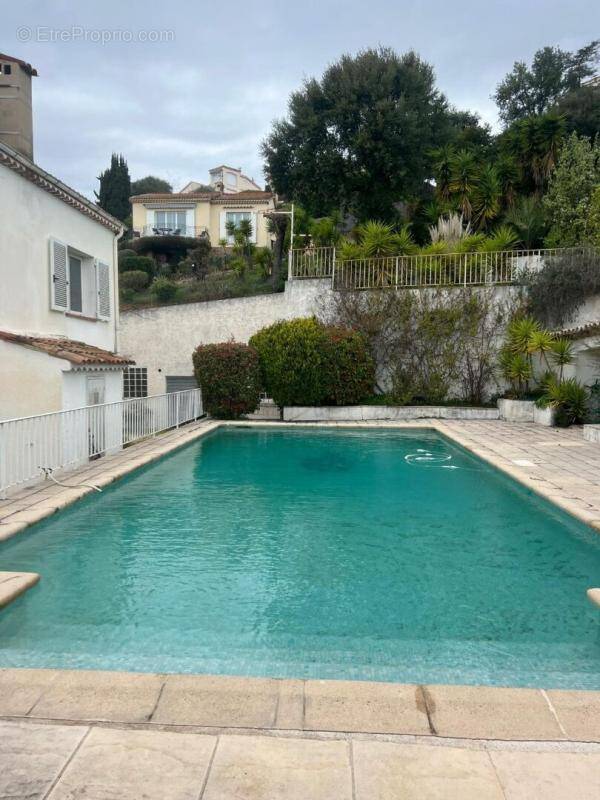 Maison à MANDELIEU-LA-NAPOULE
