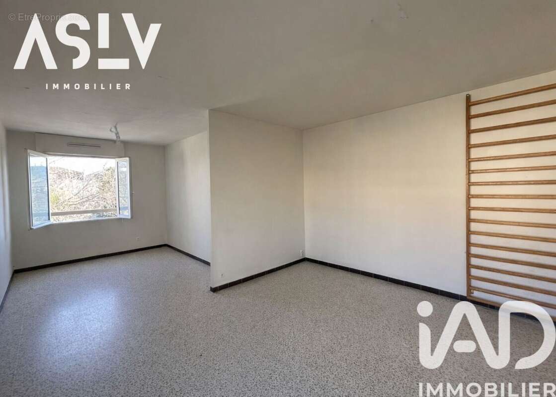 Photo 2 - Appartement à SIX-FOURS-LES-PLAGES
