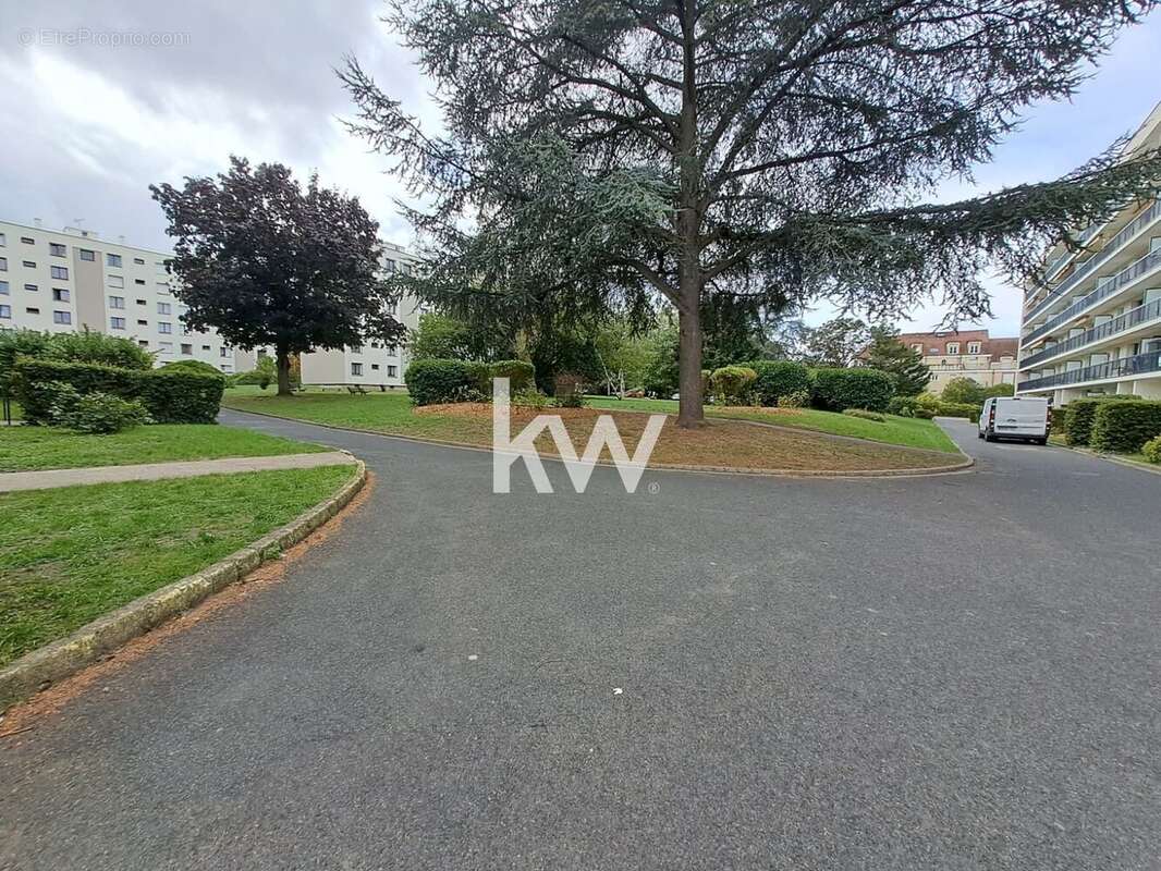 Appartement à CORBEIL-ESSONNES