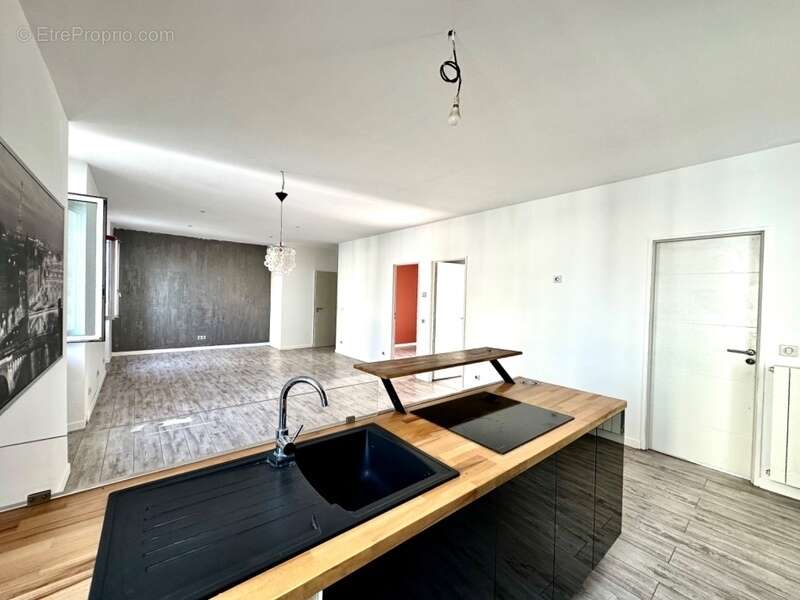 Appartement à MARSEILLE-10E