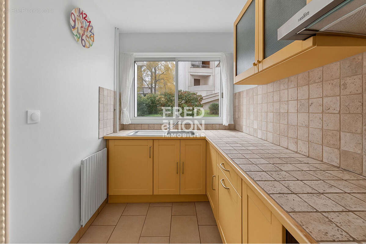 Appartement à PARIS-19E