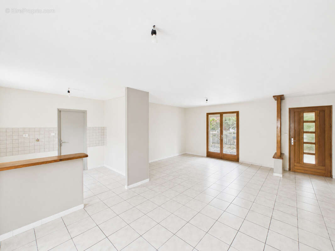 Maison de plain pied avec jardin 87 m2 47200 MARMANDE - photo 3