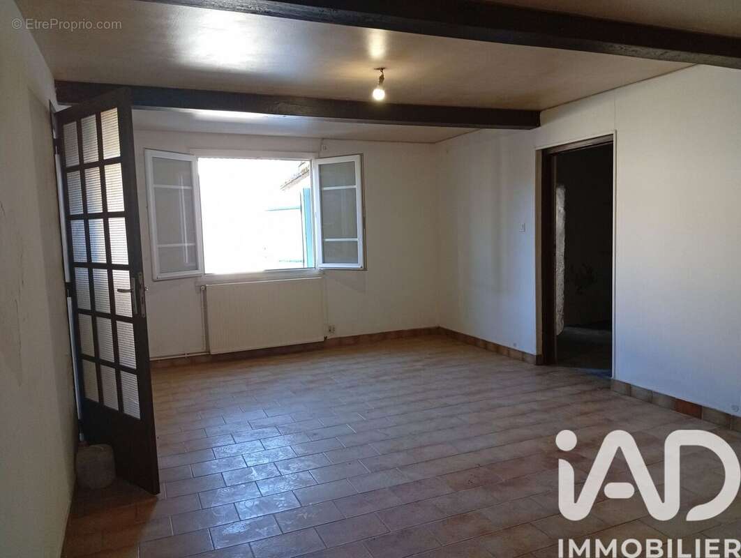 Maison 127 m² à Brassac  - photo 4