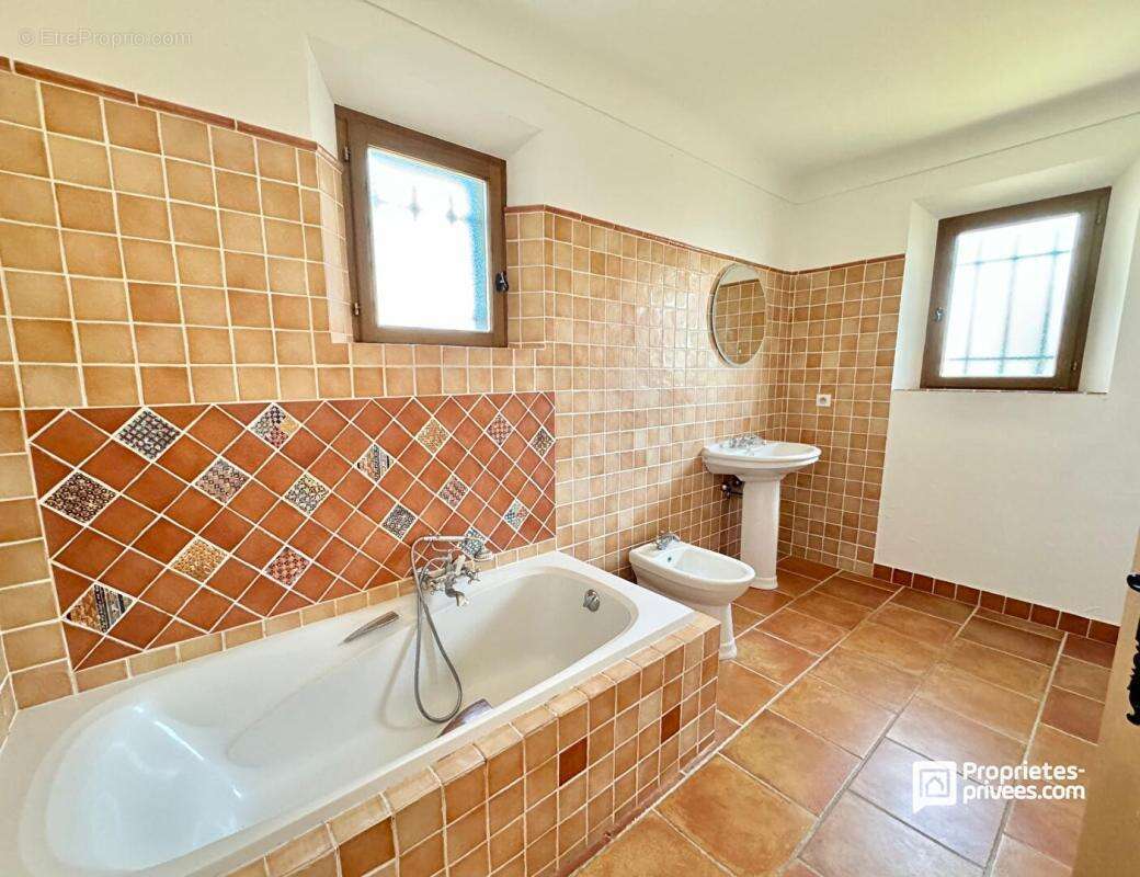 Maison 4 pièces d'environ 125 m² avec garage et jardin - photo 13