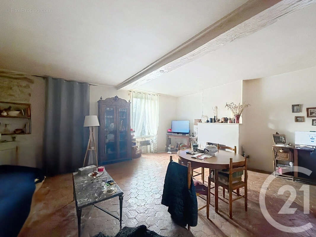 Maison à EVERLY