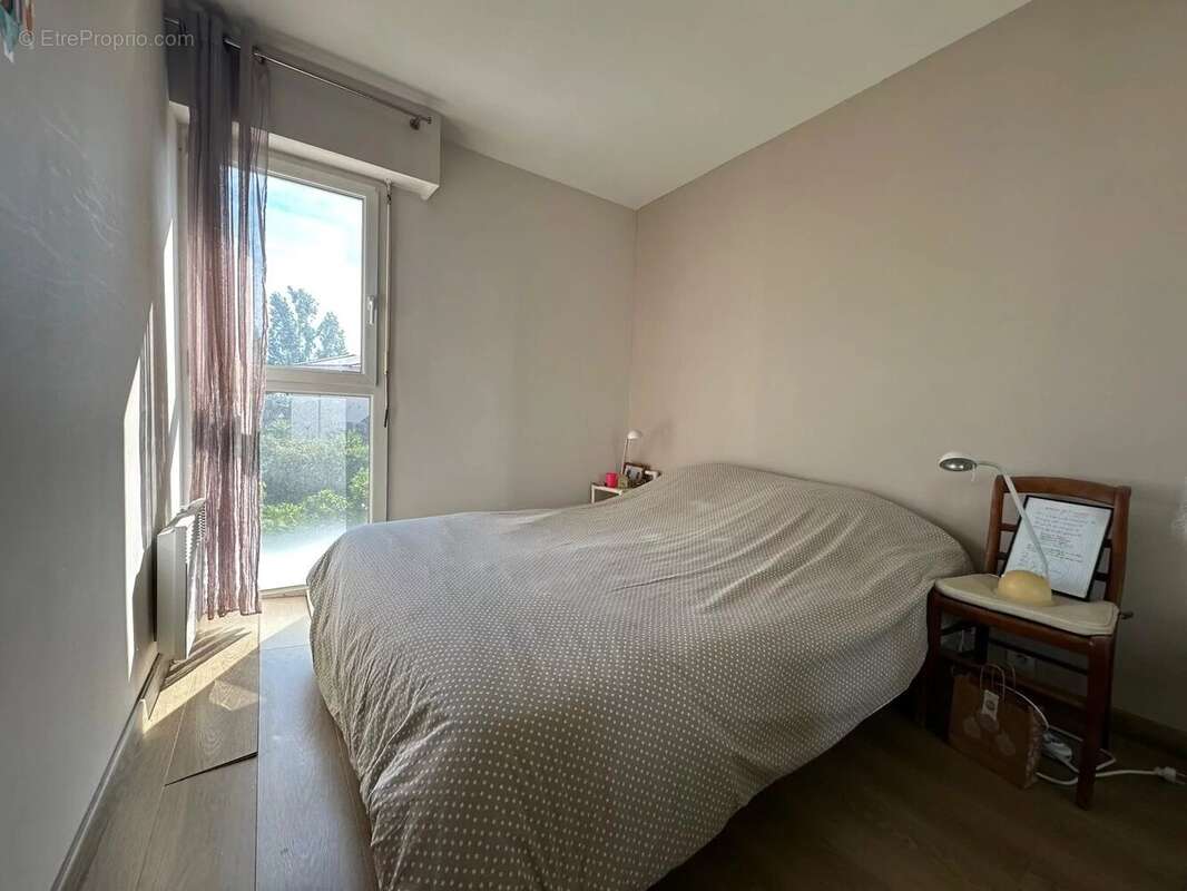 Appartement à VALLAURIS