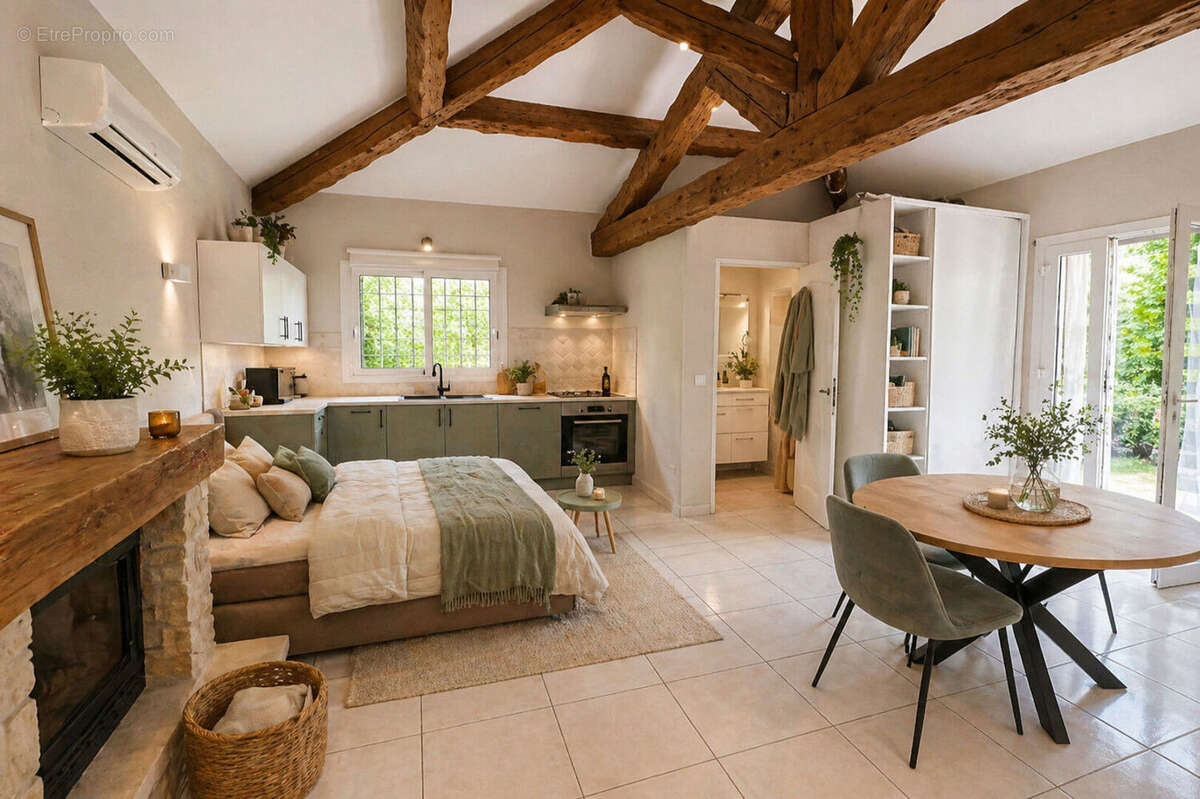 Maison à GREASQUE
