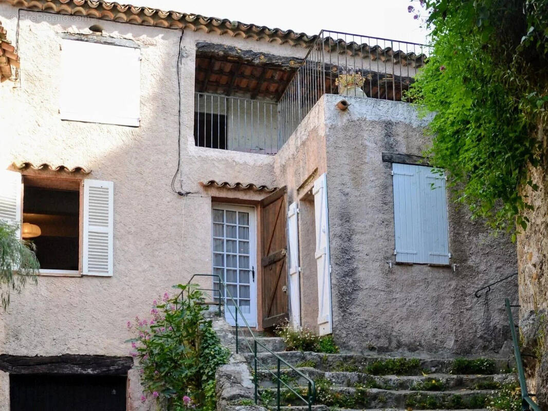 Maison à TOURTOUR