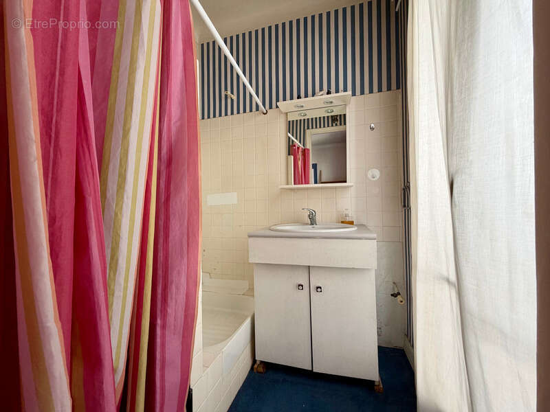 Appartement à vendre 5 pièces PARIS 17EME ARRONDISSEMENT (75) - photo 10