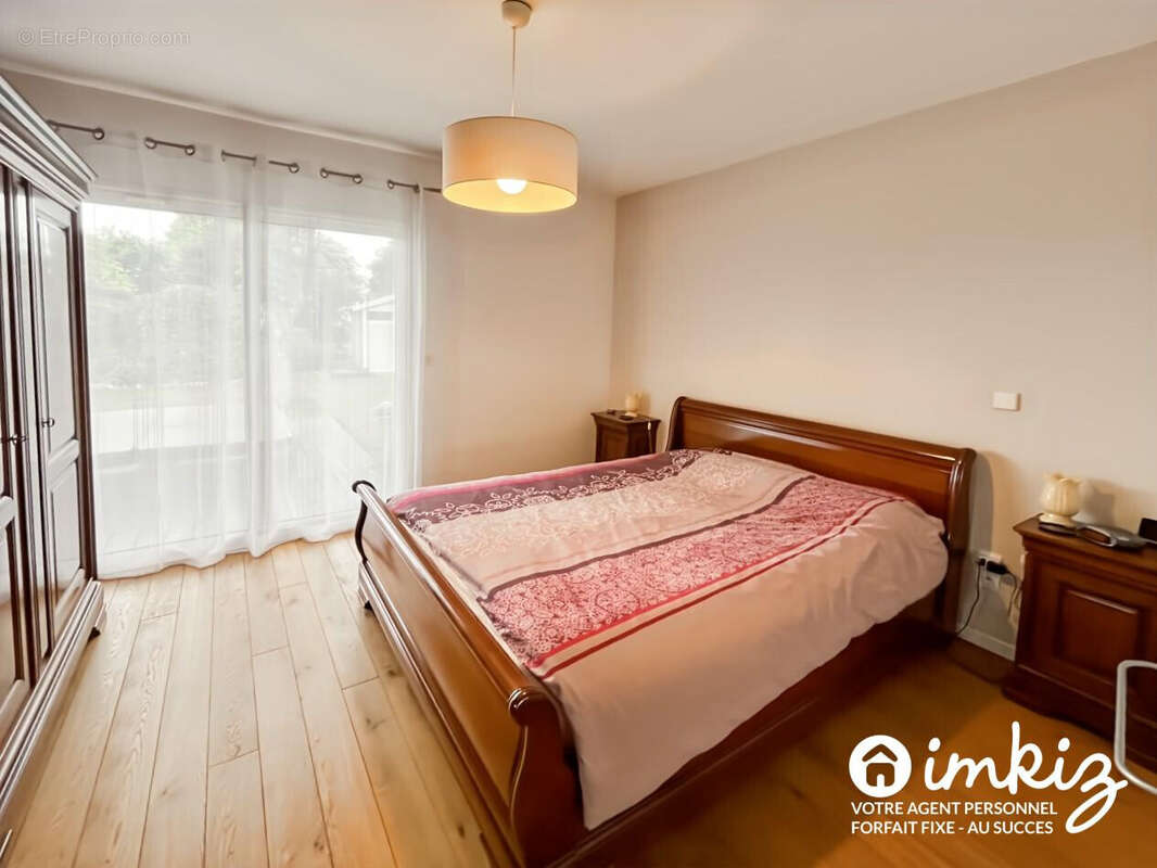 Maison 210m2 - 8 pièces - Vue imprenable - photo 6