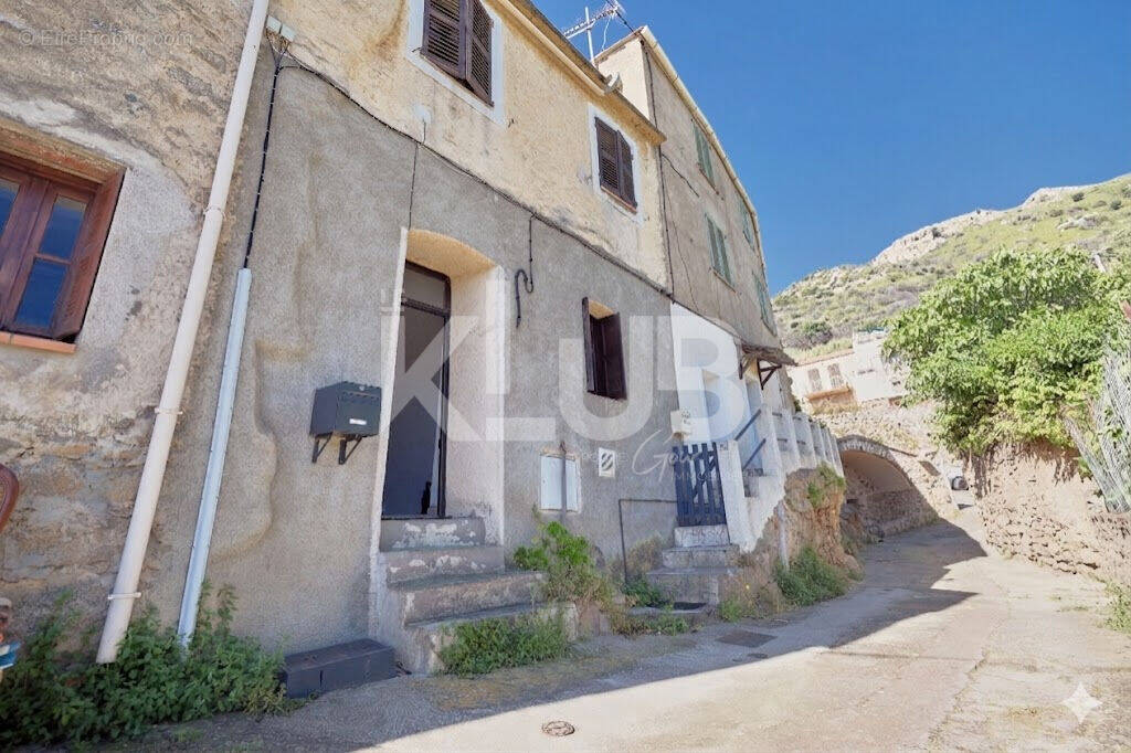 Appartement à SANTA-REPARATA-DI-BALAGNA
