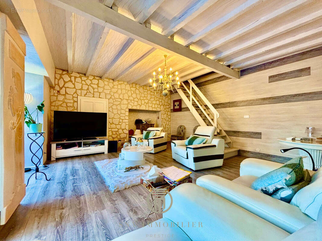 Maison à CHAMBLEY-BUSSIERES