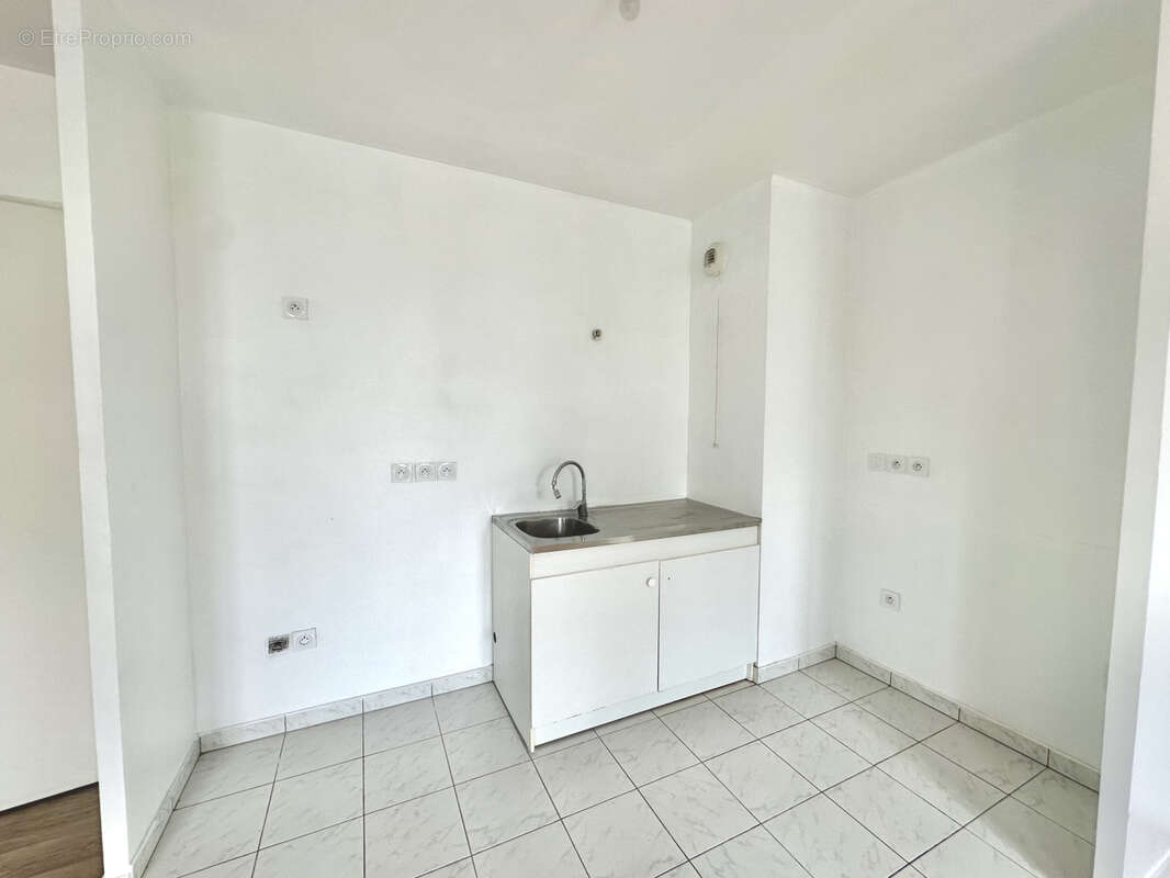 Appartement à SAINT-PIERRE-DU-PERRAY