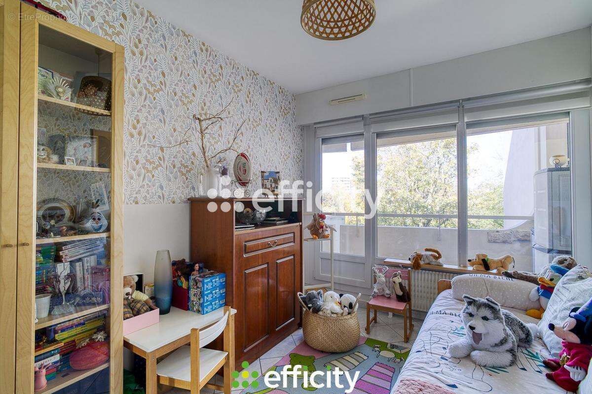 Appartement à LYON-9E