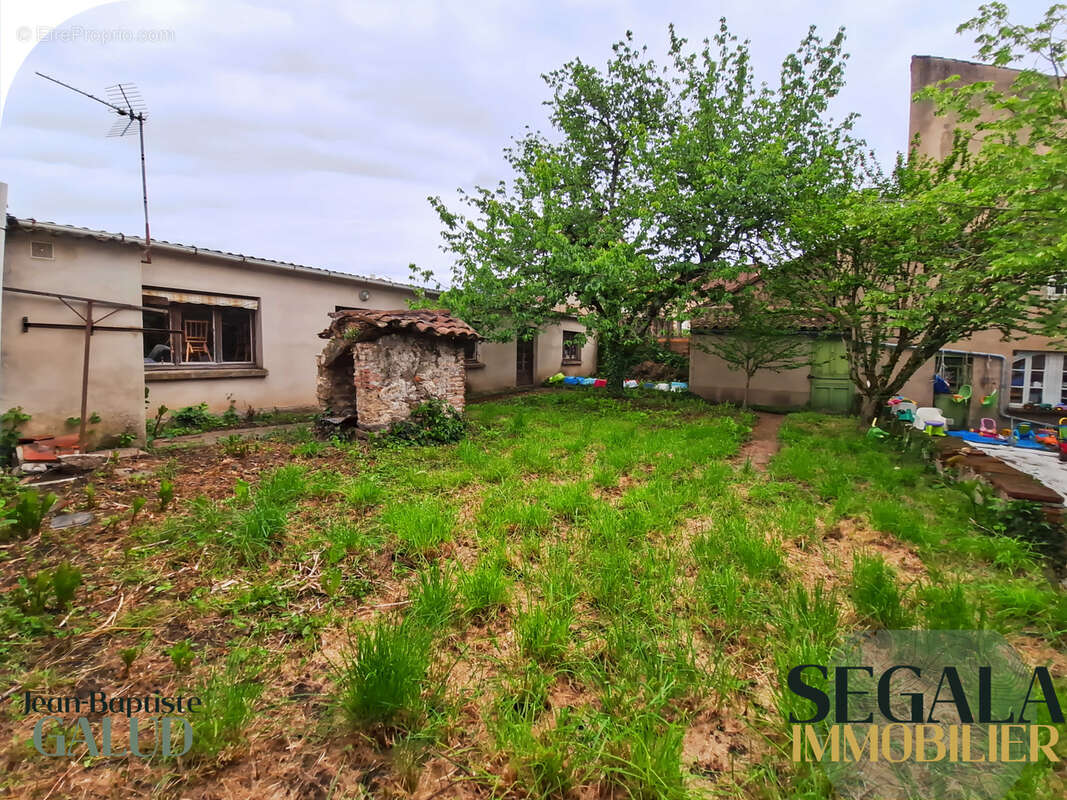 Appartement à CARMAUX