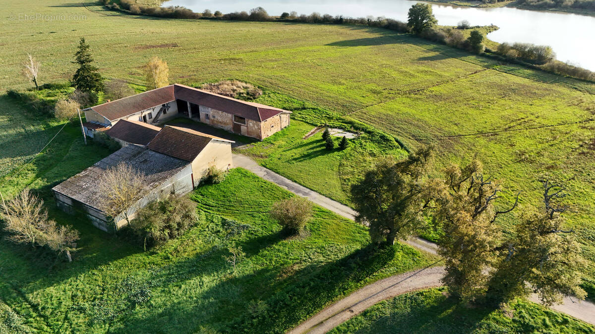 Maison à SAINT-ANDRE-DE-CORCY