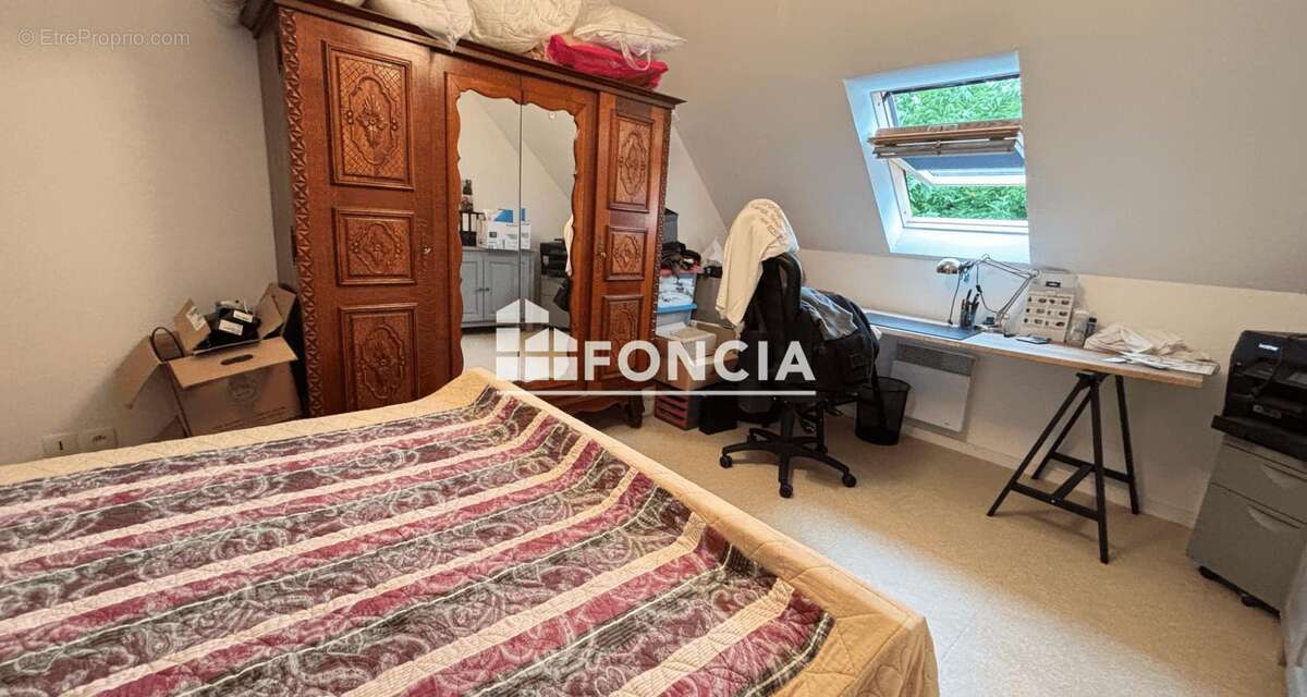 Maison à NAZELLES-NEGRON