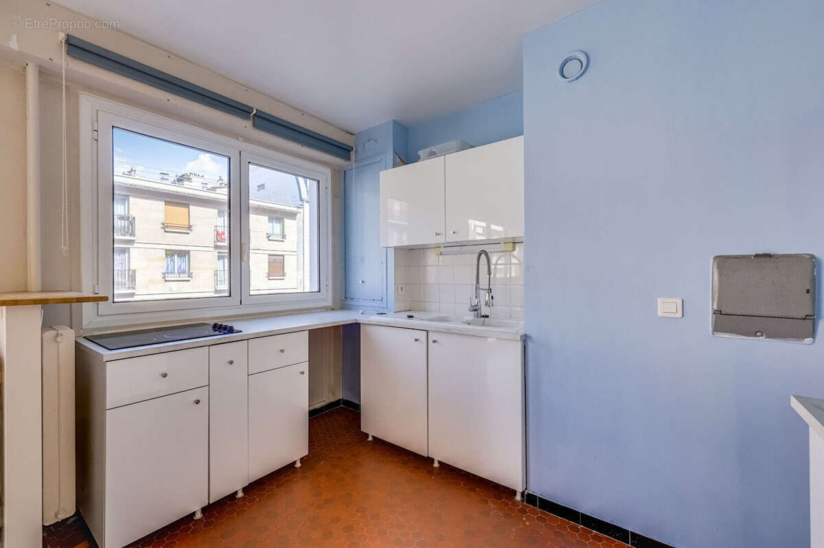 Appartement à PARIS-19E
