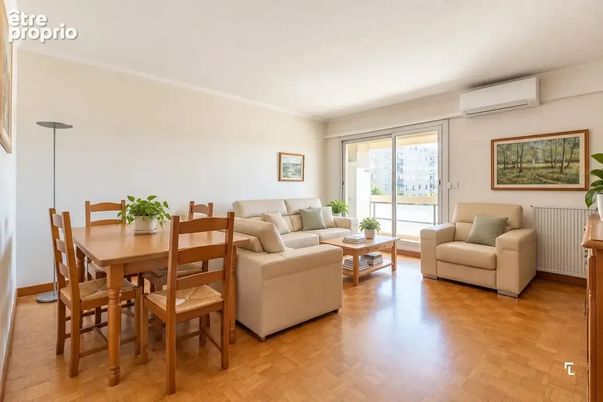 LOVA – Appartement  T4 - 87m² - Balcon - Loggia - Cave - 13005 CONCEPTION - photo 4