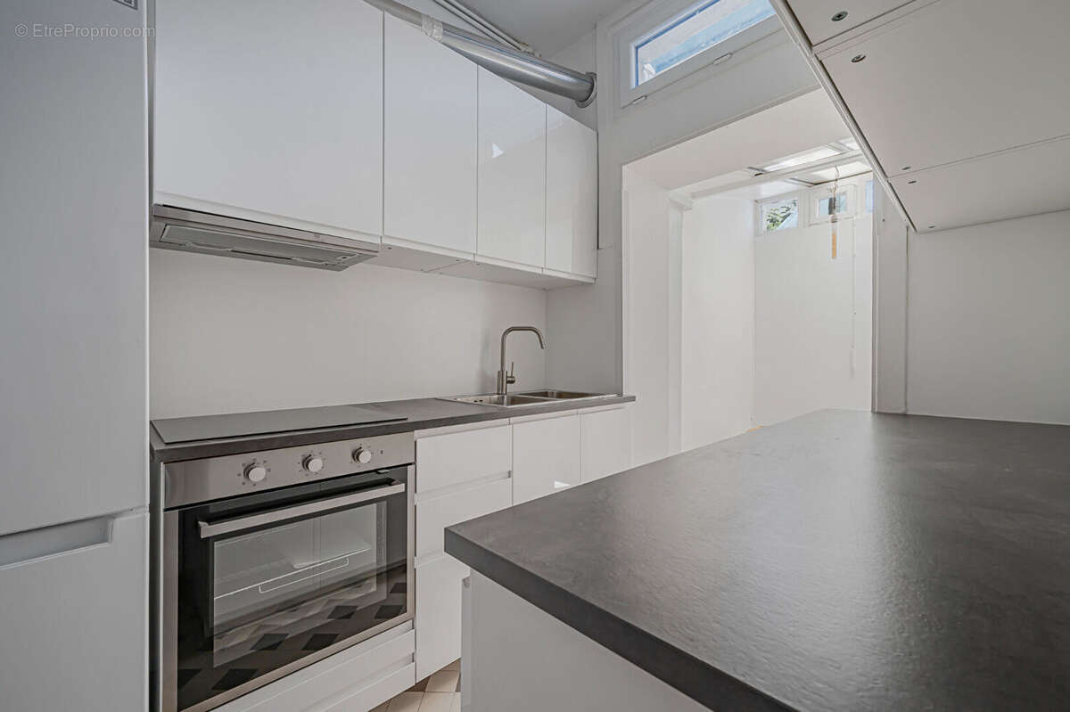 Maison de caractère en centre-ville - photo 6