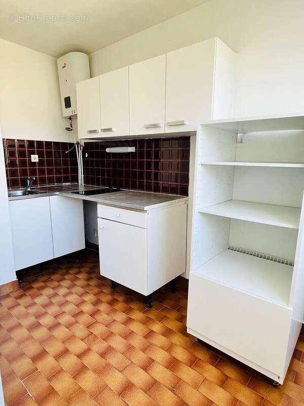 Appartement à MARSEILLE-5E