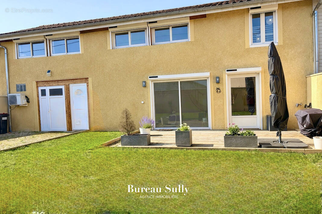 Maison à SAINT-DIDIER-SUR-CHALARONNE