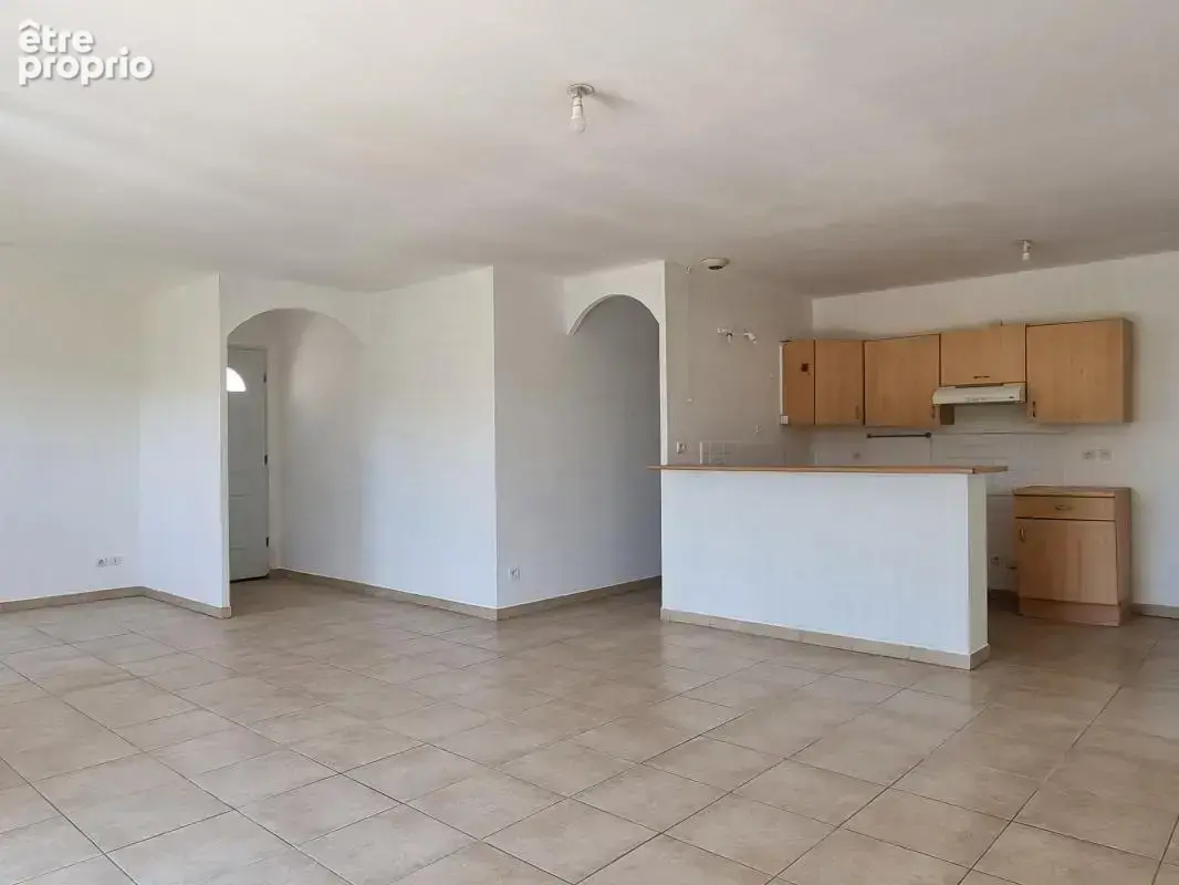  Saint-Julien-les-Rosiers – Villa de Plain-Pied de 90 m² - photo 11