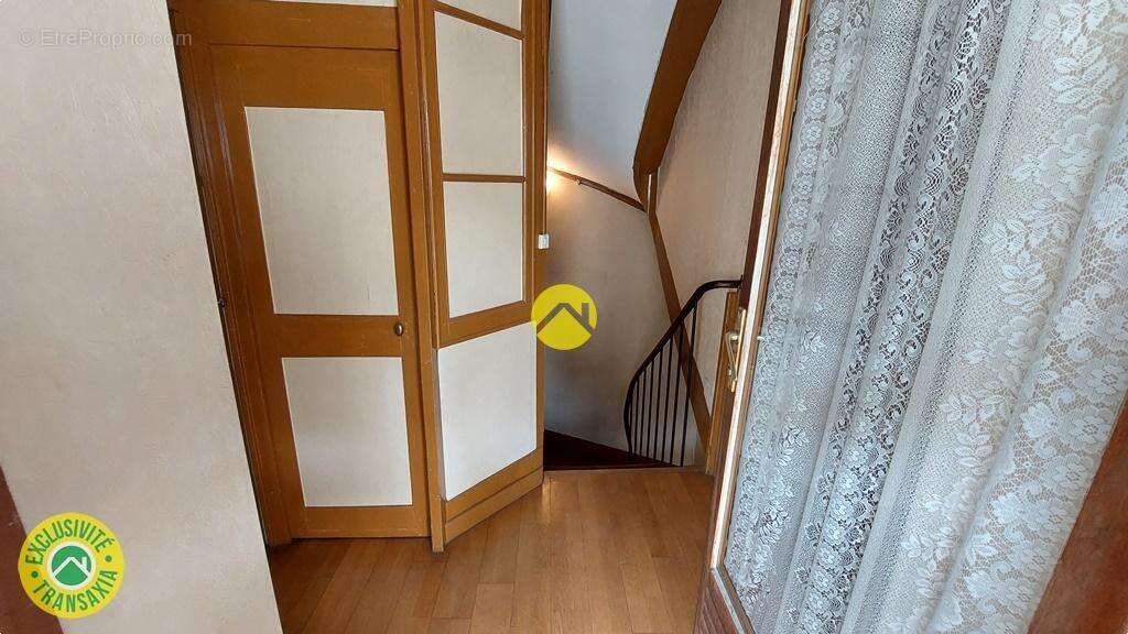 Maison à ANCY-LE-FRANC