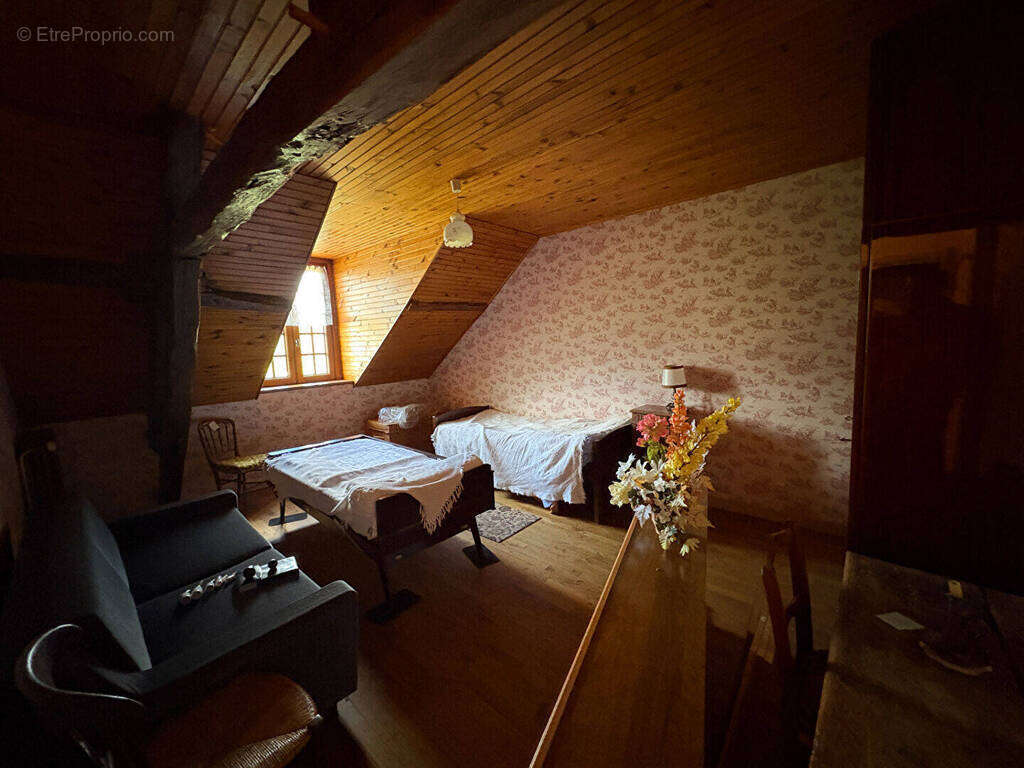 Maison à BADECON-LE-PIN