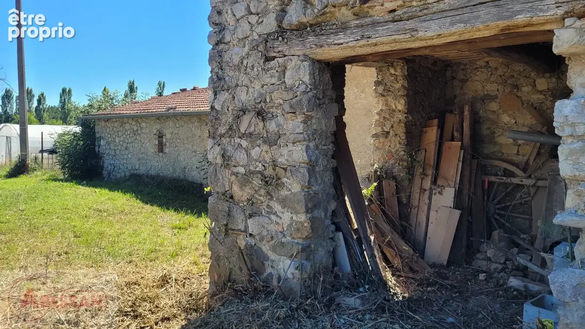 Terrain 2 506 m² à vendre à Laragne-Monteglin (05300) - photo 4