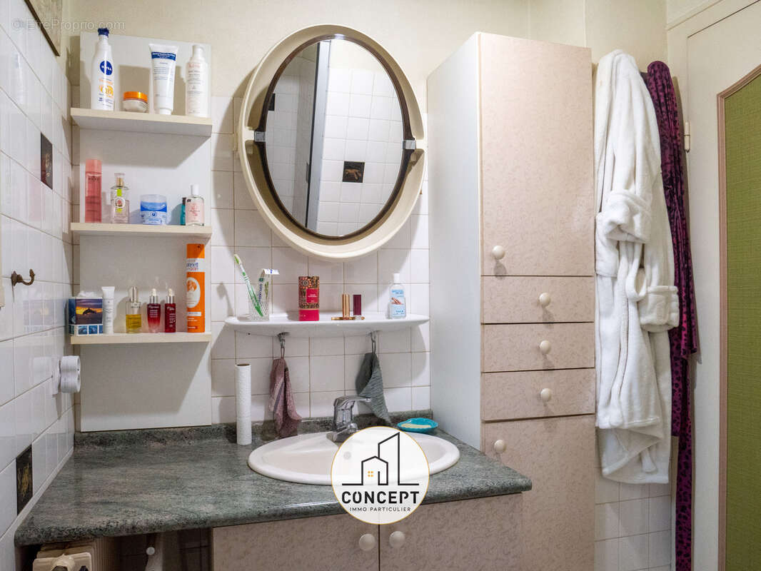 Maison à SAINT-MARTIN-DES-CHAMPS