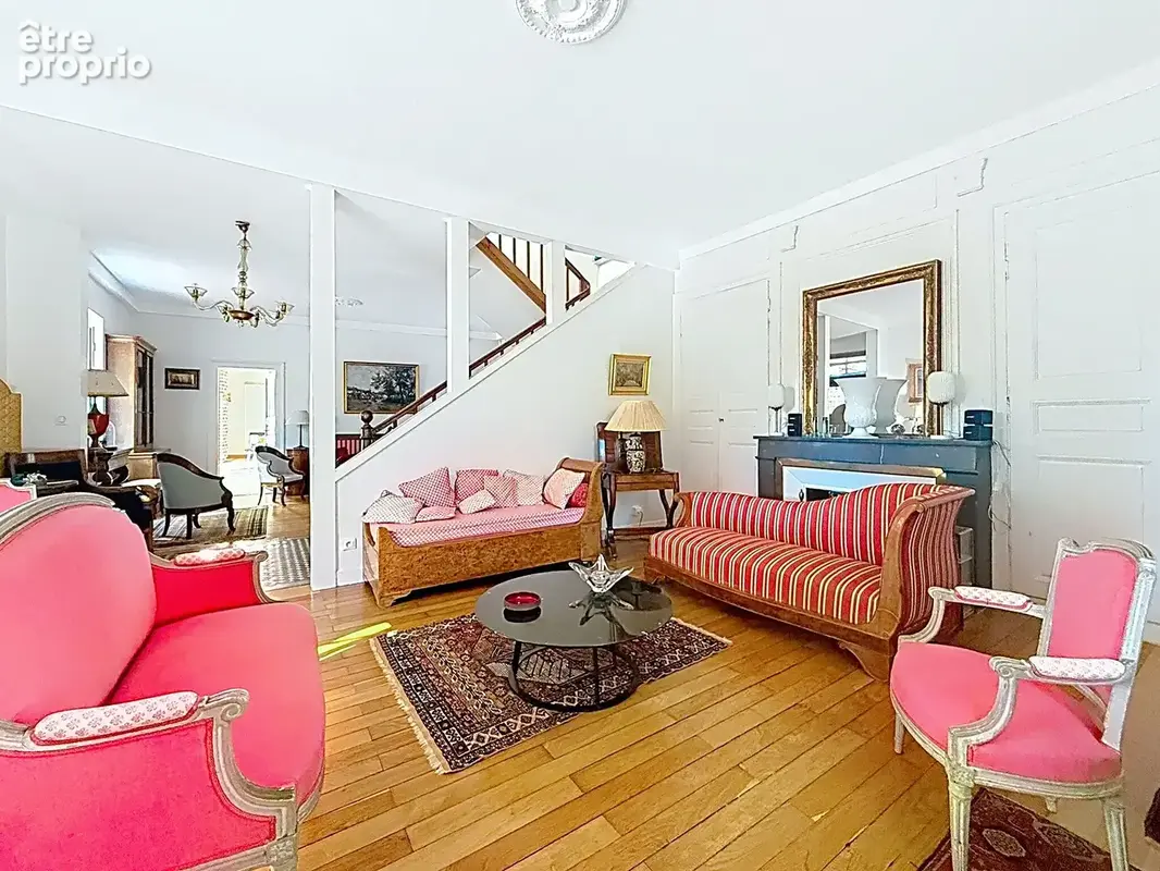 Maison 12 pièces 335 m² à vendre à Montbrison (42600) - photo 8