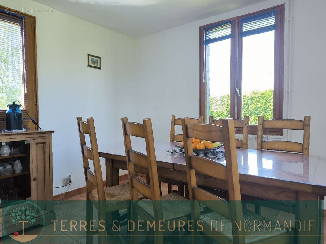 Maison à CORMEILLES