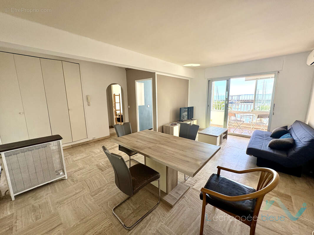 Appartement à HYERES
