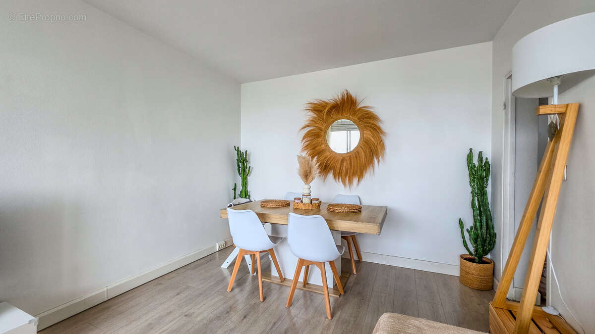 Appartement à CARRIERES-SUR-SEINE
