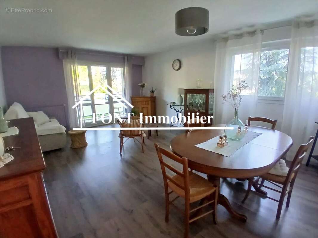Appartement à SAINT-CHAMOND