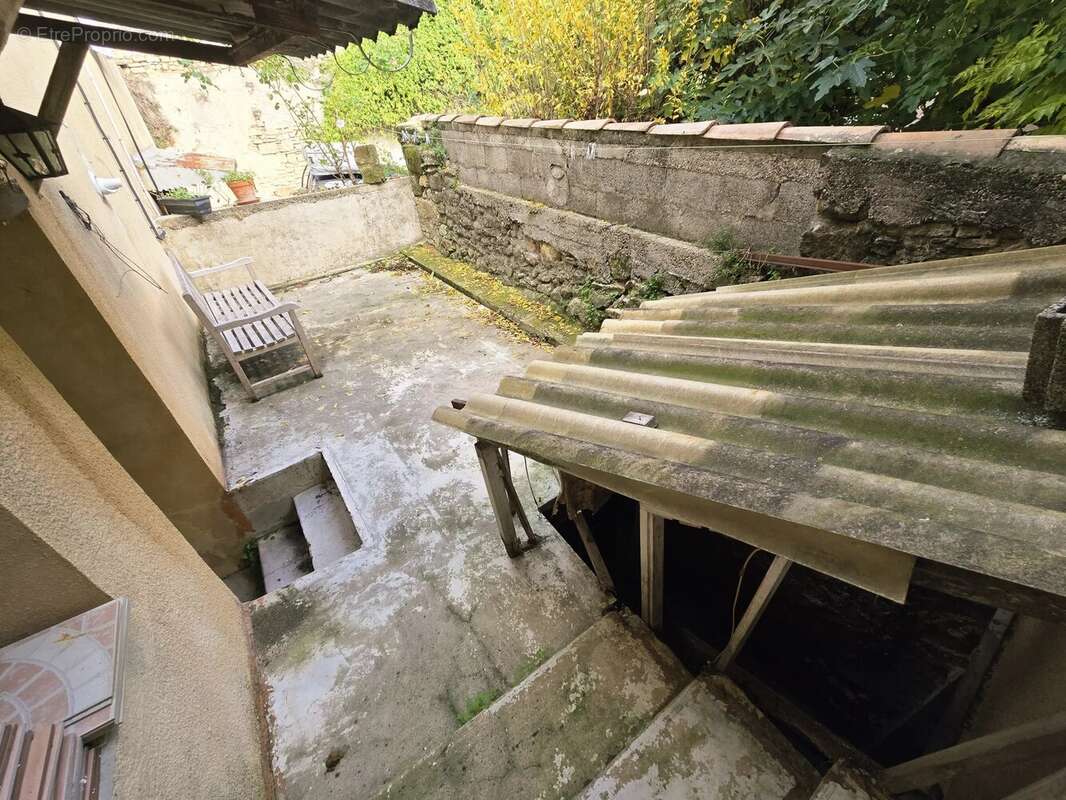 Maison à SAINT-QUENTIN-LA-POTERIE