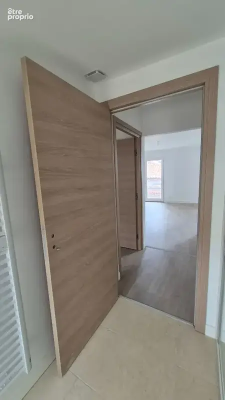 Appartement T3, Centre ville de Saint Jean D'Angély. - photo 7