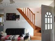 Maison à LES CORVEES-LES-YYS